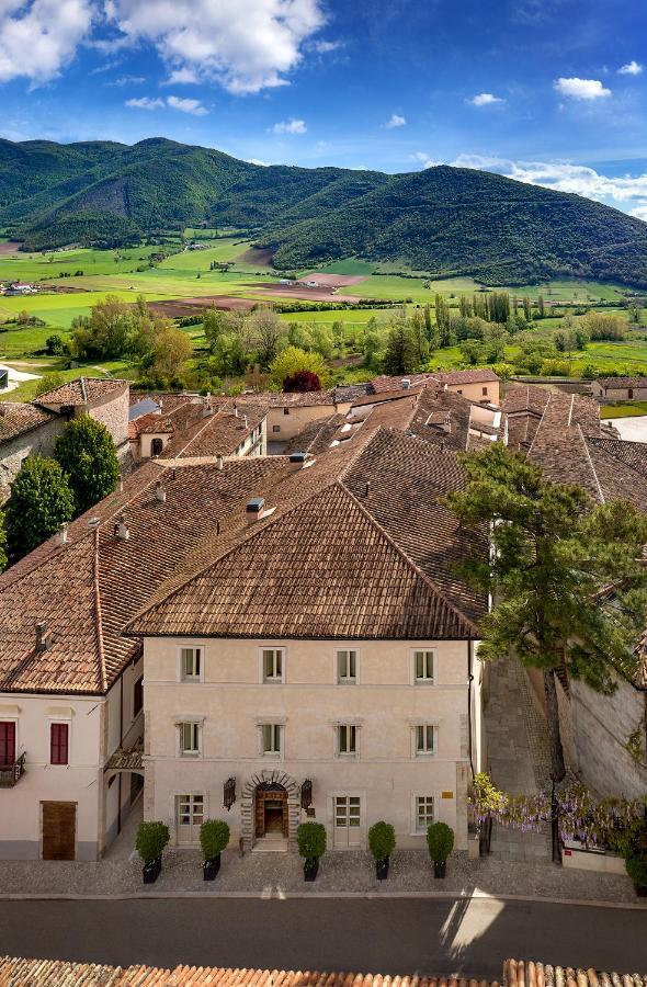 Hotel Relais & Chateaux Palazzo Seneca Norcia Exterior foto